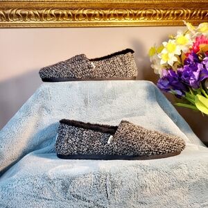 TOMS Women's Black & White Cozy Sweater Woven Alpargata Slip-On Shoes SZ 6.5